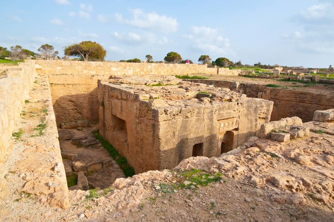 Гробниці королів