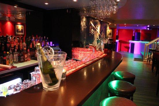 Ophelia Bar Diner Club