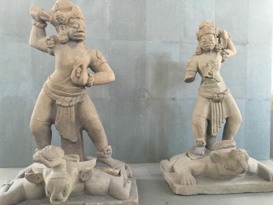 Музей скульптур Cham