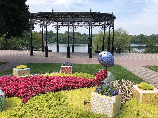 Парк Русанівська набережна