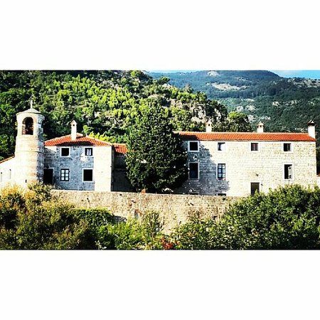 Монастир Подмаїне