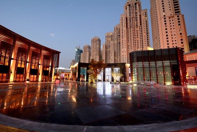 Торговий квартал The Beach Mall