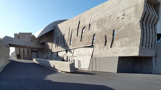 Мистецький конференц-центр Magma