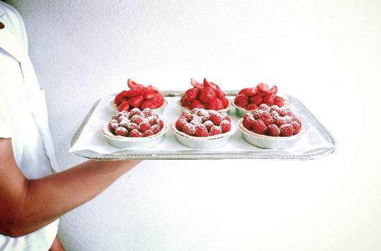 DoubleDecker Cake & Coffee