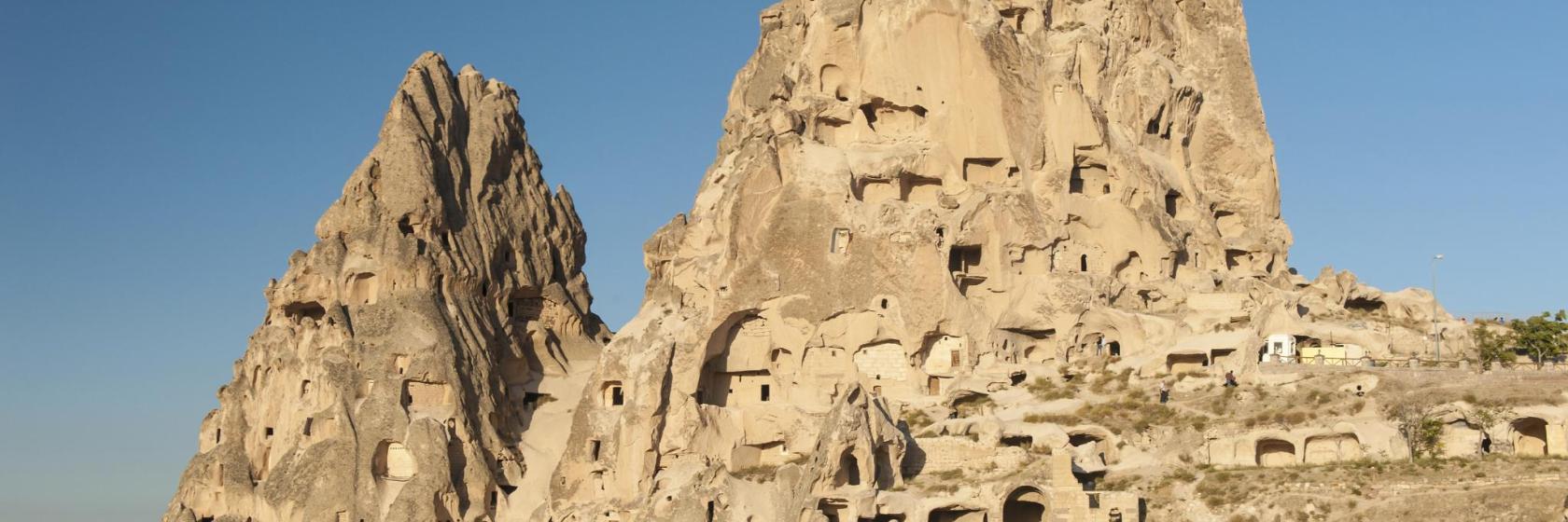 Замок Учізар