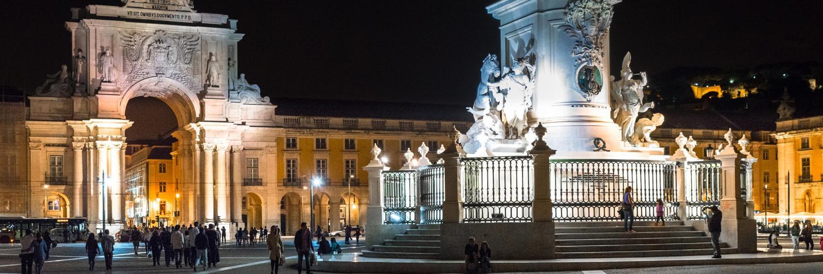 Площа Торгівлі