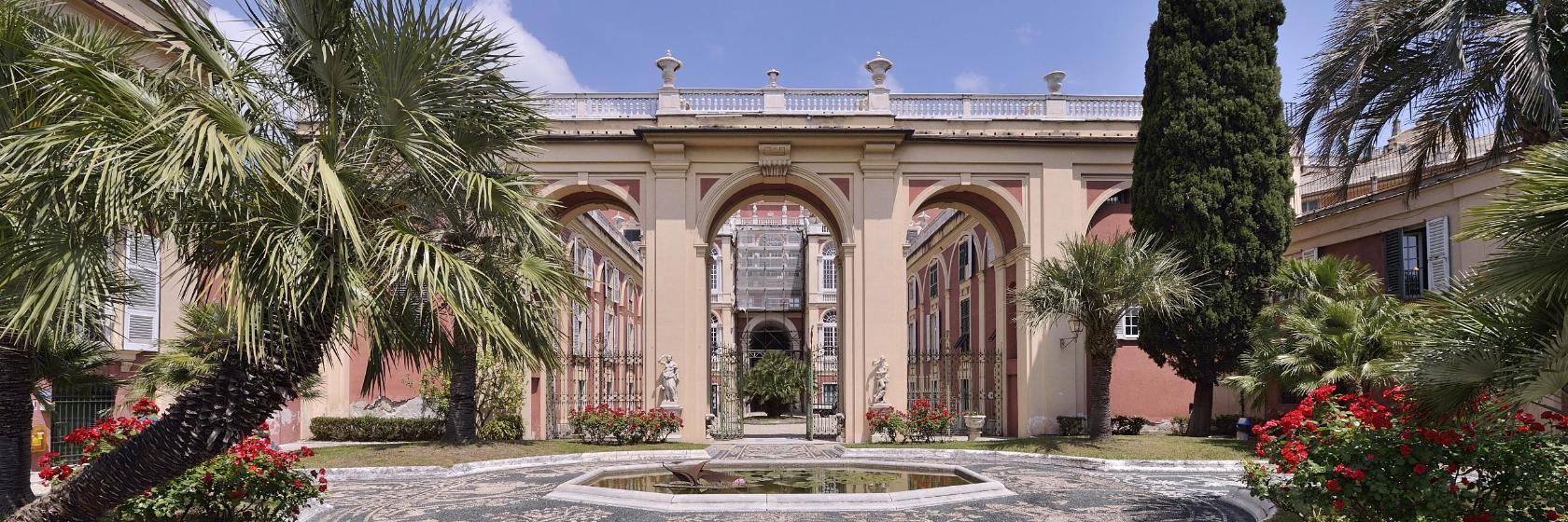 Королівський палац