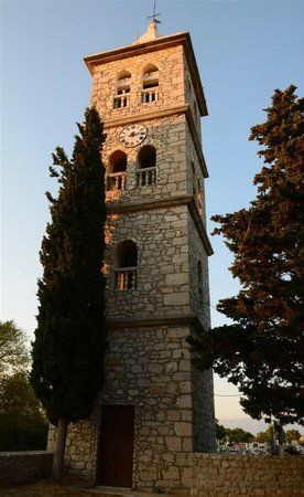 Приходська церква